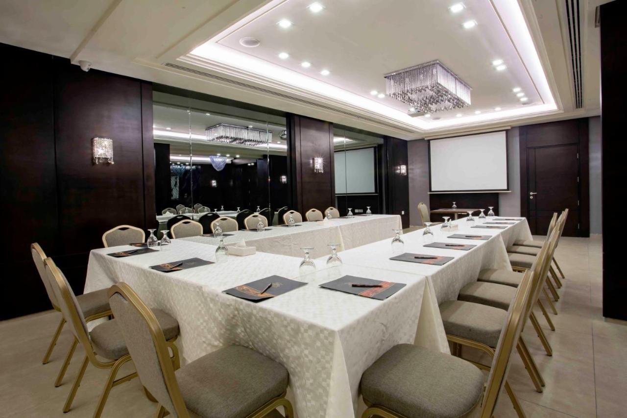 Retaj Hotel Amman Luaran gambar