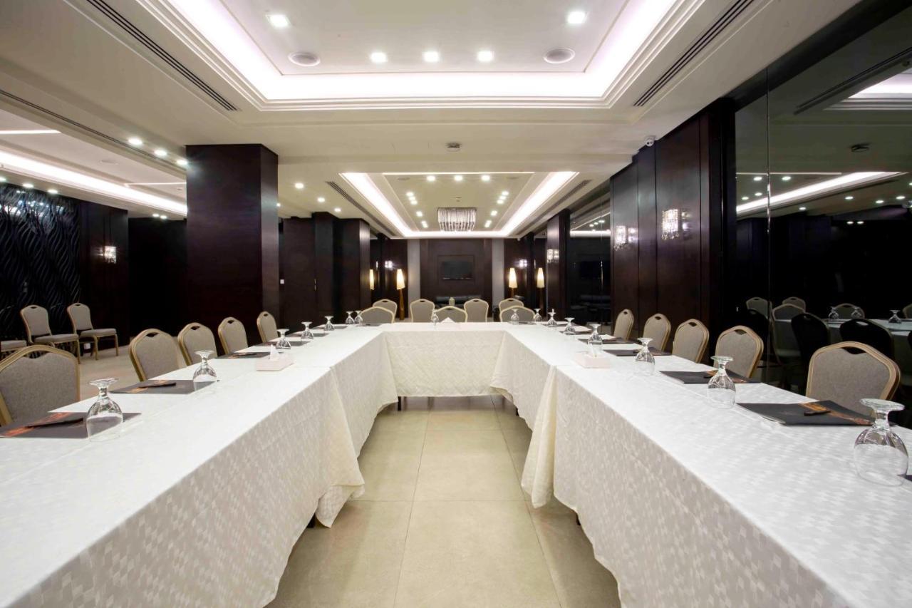 Retaj Hotel Amman Luaran gambar