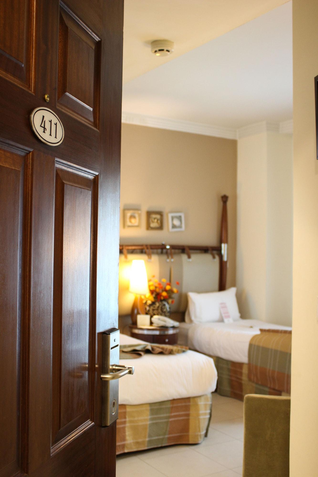 Retaj Hotel Amman Luaran gambar