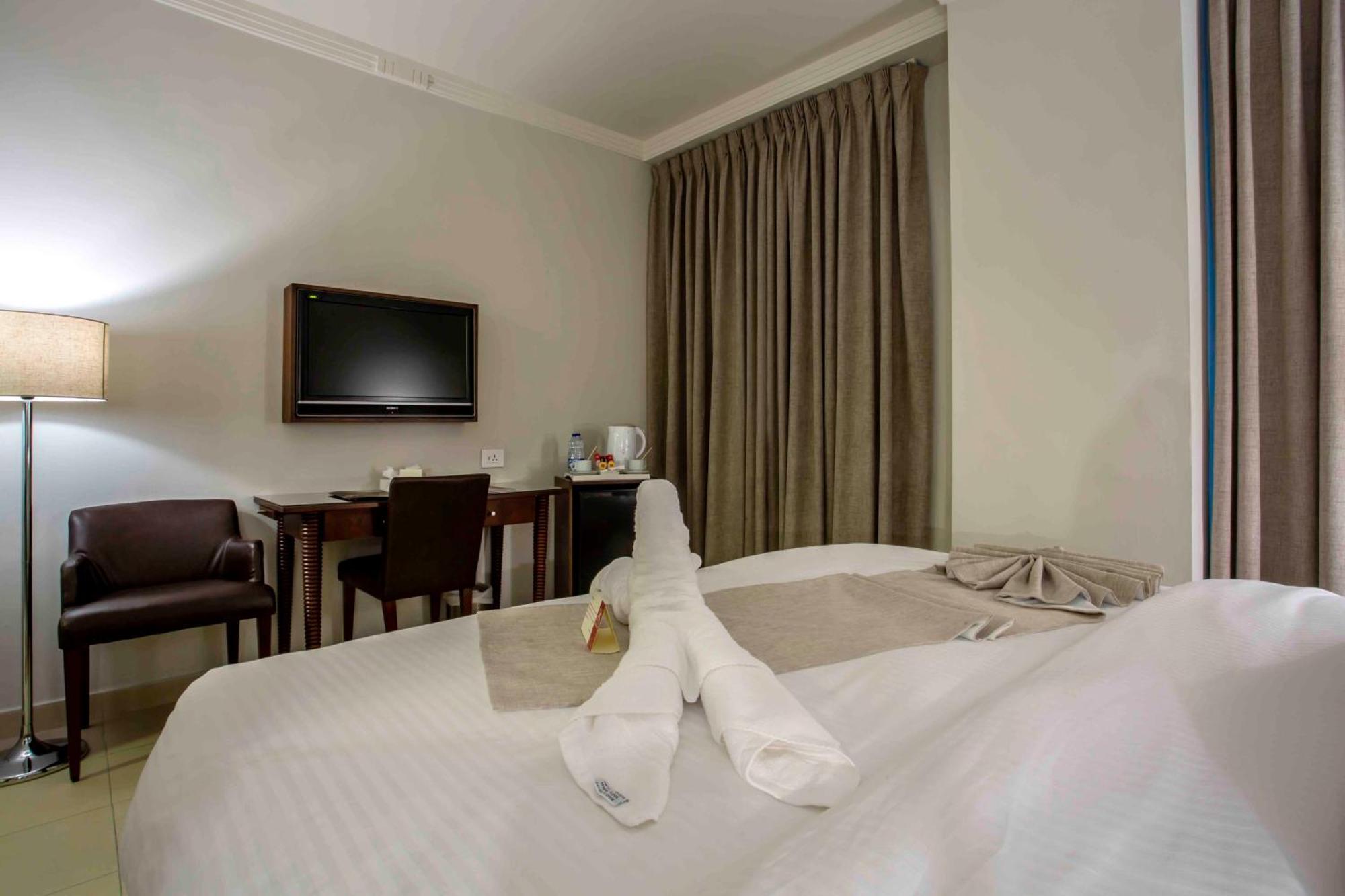 Retaj Hotel Amman Luaran gambar