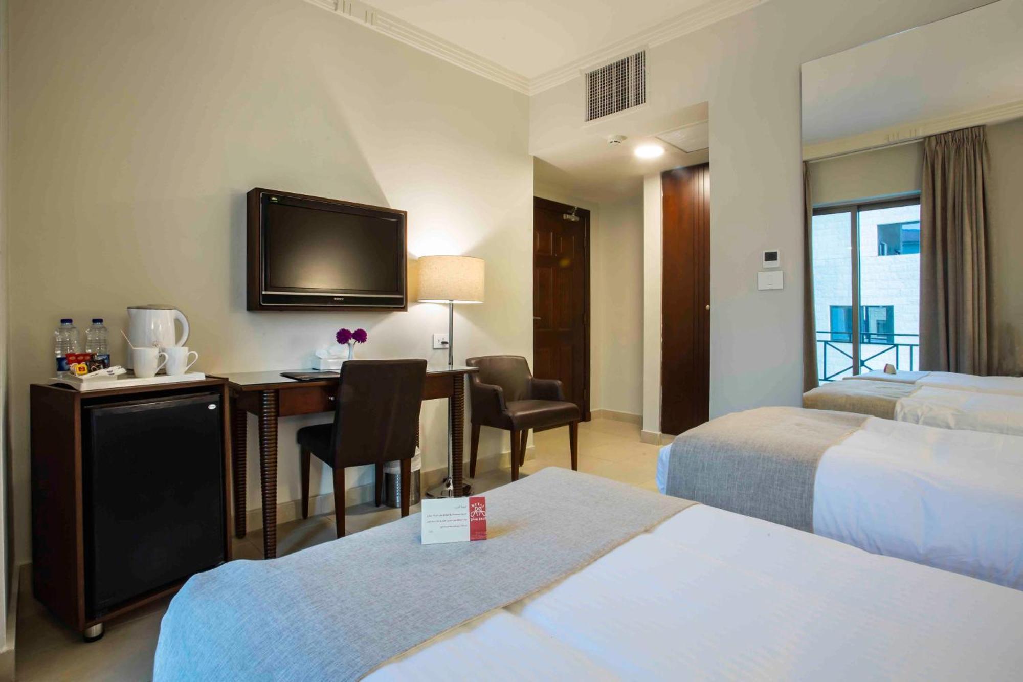 Retaj Hotel Amman Luaran gambar